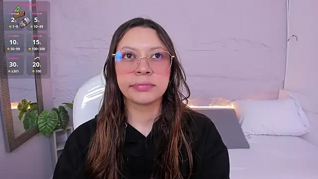 lanna 18  online show from May 15, 2026, 11:30 am