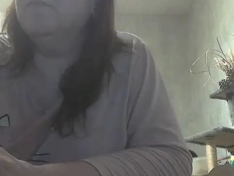 xmyriamx online show from February 12, 2026, 8:08 pm