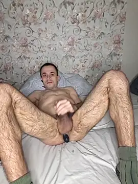 TvoY bOy1 online show from April 19, 2026, 6:10 pm
