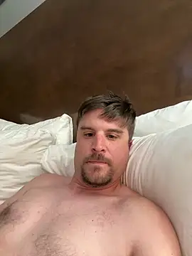 Snapshot of firefighterusty chatting on April 15, 2026, 2:17 am firefighterusty online show from April 15, 2026, 2:17 am