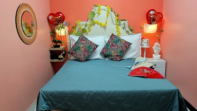 Dalila Najjar  online show from March 26, 2026, 2:26 pm