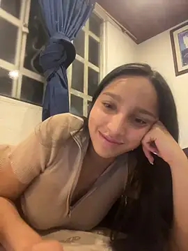 Snapshot of Eve_Ritz chatting on February 19, 2026, 4:31 am Eve Ritz online show from February 19, 2026, 4:31 am