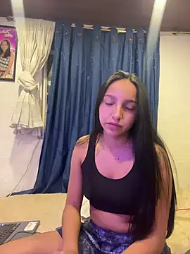 Snapshot of Eve_Ritz chatting on March 9, 2026, 4:27 am Eve Ritz online show from March 9, 2026, 4:27 am