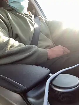 Latin0Lov3r online show from January 7, 2026, 8:47 pm