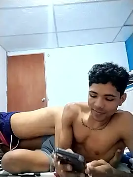 Snapshot of Wild_and_Sweets chatting on January 7, 2026, 11:10 pm Wild and Sweets online show from January 7, 2026, 11:10 pm