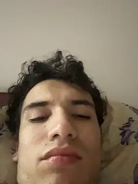 Snapshot of Luxezayn chatting on January 15, 2026, 4:16 am Luxezayn online show from January 15, 2026, 4:16 am