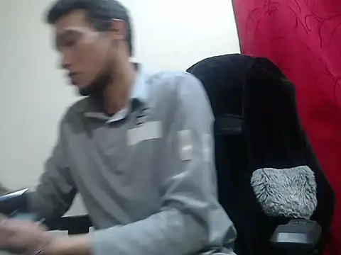 Calientes96 online show from February 17, 2026, 4:10 am