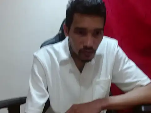 Calientes96 online show from February 13, 2026, 11:16 pm