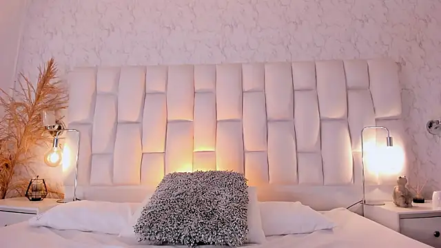 MassimoCo  online show from March 11, 2026, 11:32 pm