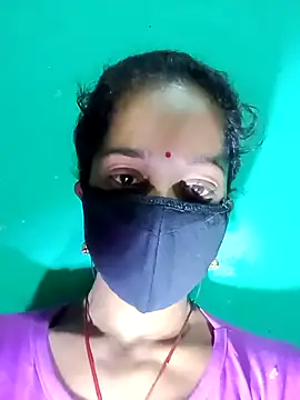 Snapshot of Alisha_beby143 chatting on April 26, 2026, 9:23 pm Alisha beby143 online show from April 26, 2026, 9:23 pm