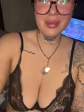 AngelPeach online show from January 7, 2026, 7:41 pm