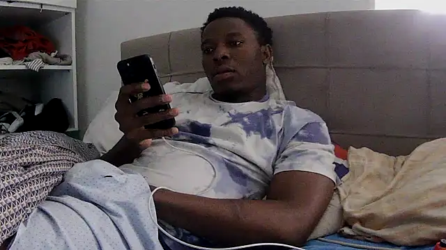 Bigchocco online show from April 13, 2026, 3:49 pm