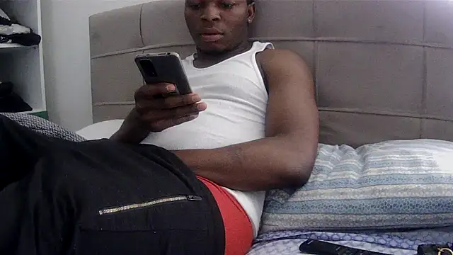 Bigchocco online show from April 21, 2026, 12:01 pm