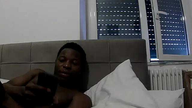 Bigchocco online show from May 12, 2026, 5:59 am