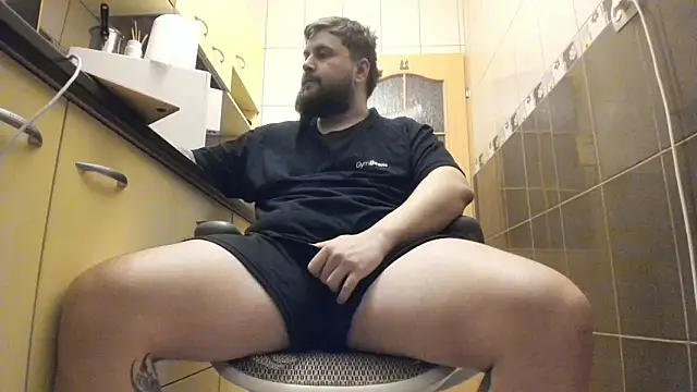 ashtondel online show from March 25, 2026, 2:55 am