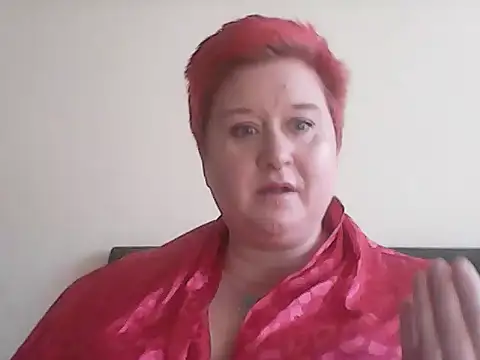 BustyRedxx online show from April 23, 2026, 9:27 am