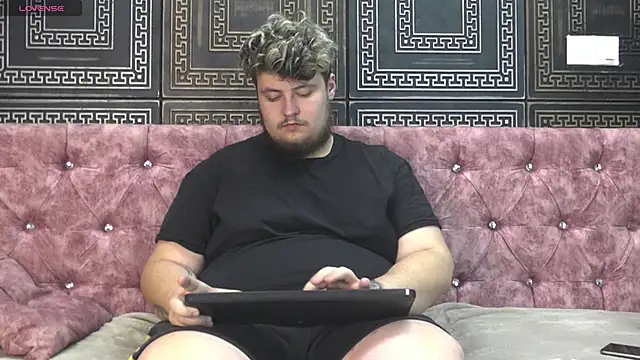 XavierMax online show from January 12, 2026, 5:58 am