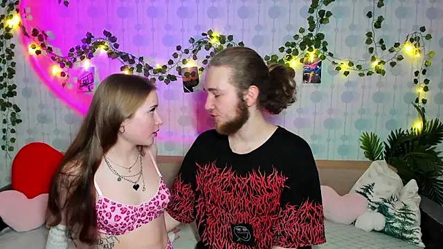 Snapshot of swiity_room_ chatting on March 2, 2026, 6:04 pm swiity room online show from March 2, 2026, 6:04 pm