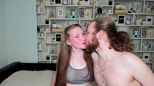 Snapshot of swiity_room_ chatting on April 5, 2026, 5:52 pm swiity room online show from April 5, 2026, 5:52 pm