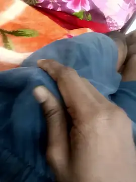 Snapshot of shrank_indian chatting on January 18, 2026, 7:39 pm shrank indian online show from January 18, 2026, 7:39 pm