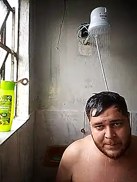 Snapshot of gordinhoCRZ2 chatting on January 6, 2026, 8:24 pm gordinhoCRZ2 online show from January 6, 2026, 8:24 pm