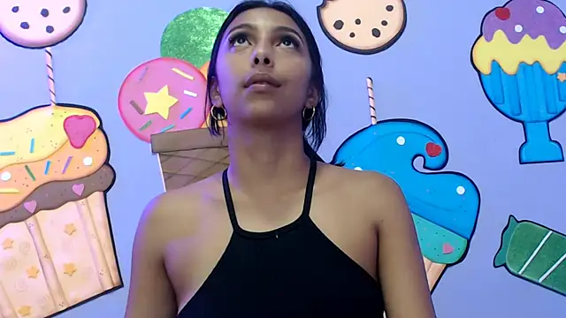 skinnysexzara18 online show from February 23, 2026, 2:13 am