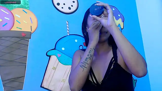 skinnysexzara18 online show from February 27, 2026, 2:45 am