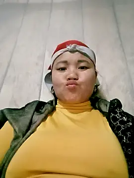 Snapshot of valerle chatting on January 6, 2026, 2:43 pm valerle online show from January 6, 2026, 2:43 pm