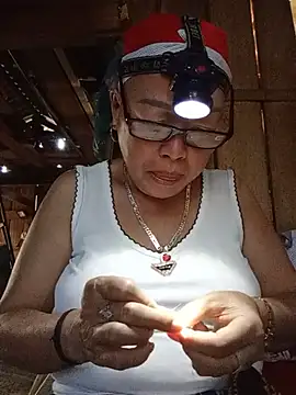 Snapshot of Agnes-baby chatting on July 14, 2026, 2:05 am Agnes-baby online show from July 14, 2026, 2:05 am