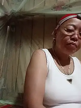 Snapshot of Agnes-baby chatting on July 3, 2026, 11:22 pm Agnes-baby online show from July 3, 2026, 11:22 pm