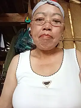 Snapshot of Agnes-baby chatting on May 18, 2026, 4:07 am Agnes-baby online show from May 18, 2026, 4:07 am