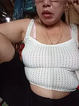 Snapshot of Agnes-baby chatting on June 29, 2026, 2:18 am Agnes-baby online show from June 29, 2026, 2:18 am