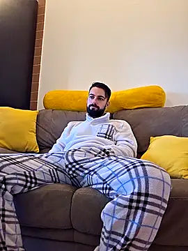 Snapshot of boys4boys1 chatting on January 7, 2026, 7:35 am boys4boys1 online show from January 7, 2026, 7:35 am