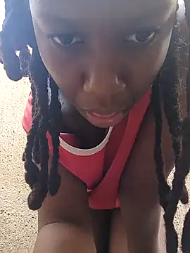 Snapshot of Bootyful_me chatting on February 12, 2026, 6:02 am Bootyful me online show from February 12, 2026, 6:02 am