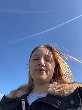 Spatgirl online show from April 21, 2026, 2:56 pm