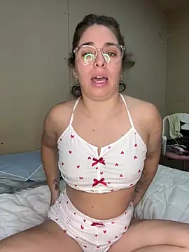 soyanahii online show from April 8, 2026, 11:44 am