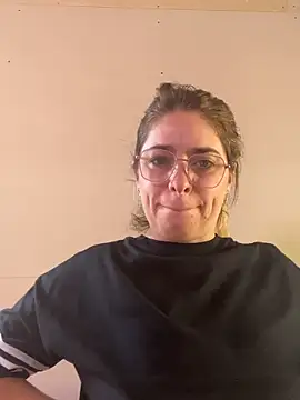 Snapshot of soyanahii chatting on February 7, 2026, 1:19 pm soyanahii online show from February 7, 2026, 1:19 pm