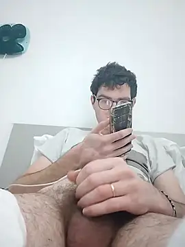 Snapshot of Cum-_ chatting on February 2, 2026, 8:35 am Cum- online show from February 2, 2026, 8:35 am