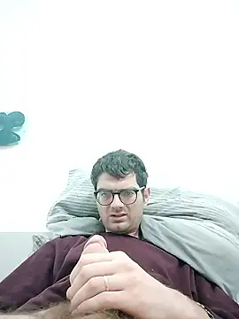 Snapshot of Cum-_ chatting on January 18, 2026, 4:32 pm Cum- online show from January 18, 2026, 4:32 pm