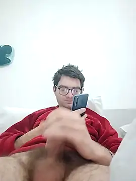 Snapshot of Cum-_ chatting on February 4, 2026, 10:21 am Cum- online show from February 4, 2026, 10:21 am