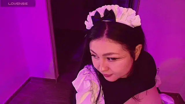 Sweet lenna online show from April 25, 2026, 11:35 pm
