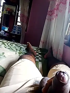 Snapshot of chamichamila chatting on January 9, 2026, 7:37 am chamichamila online show from January 9, 2026, 7:37 am