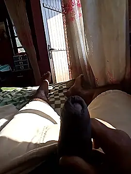 Snapshot of chamichamila chatting on January 10, 2026, 3:24 am chamichamila online show from January 10, 2026, 3:24 am