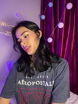 Snapshot of Iam_Lyan_ chatting on February 13, 2026, 3:28 am Iam Lyan online show from February 13, 2026, 3:28 am