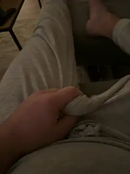 Snapshot of Dominic2295 chatting on January 12, 2026, 5:14 am Dominic2295 online show from January 12, 2026, 5:14 am