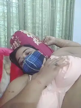 momo loves online show from April 1, 2026, 6:04 am