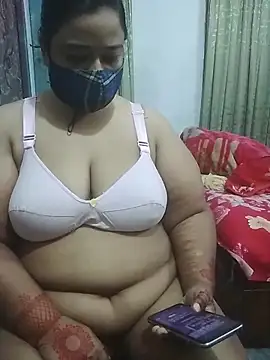 momo loves online show from March 25, 2026, 8:08 pm