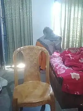 momo loves online show from February 8, 2026, 6:00 am