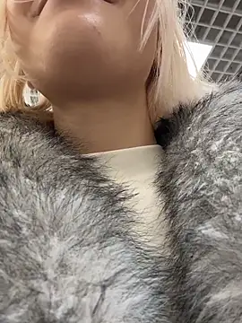 AshleyMur online show from February 13, 2026, 4:01 am