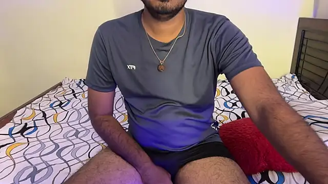 Snapshot of Ruthless_guyy chatting on April 18, 2026, 7:07 pm Ruthless guyy online show from April 18, 2026, 7:07 pm